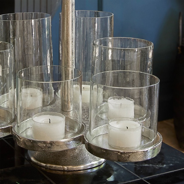 Windlicht GJALORAN - abnehmbare Glaszylinder - für handelsübliche Teelichter - Aluguss-Gestell mit besonderer Struktur