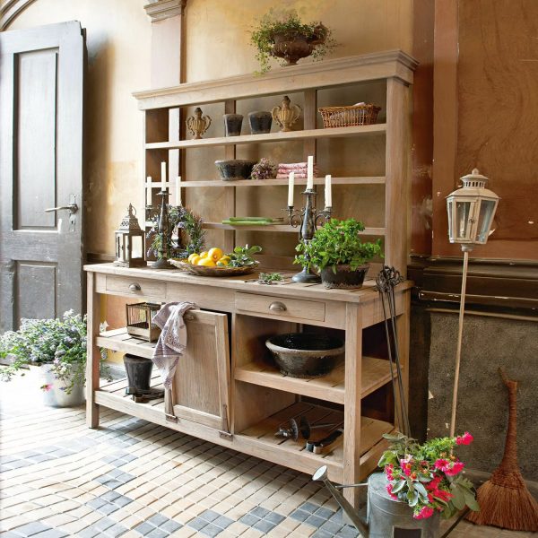 Gartenschrank Fallon - aus massivem Teakholz - perfekt auch als Outdoor-Küche - in Vintage-Optik - mit zwei Schubladen und großem Kippfach