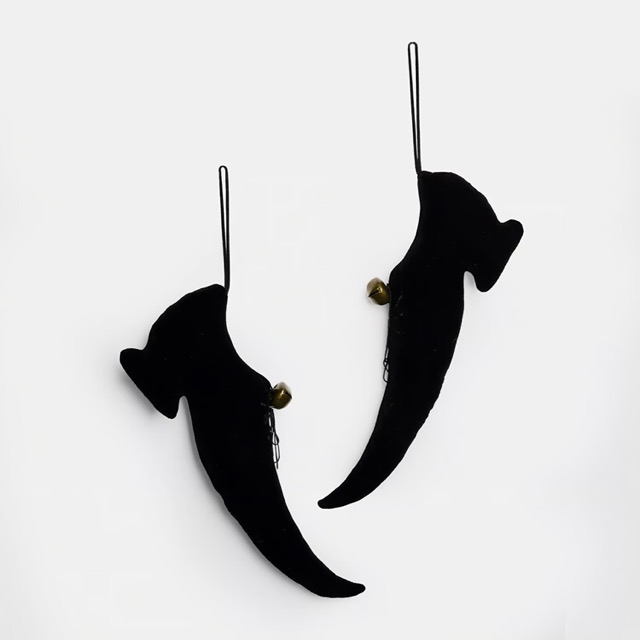 Deko-Schuh 2er Set Trésalya - goldene Glöckchen - Hexenstiefel-Silhouette