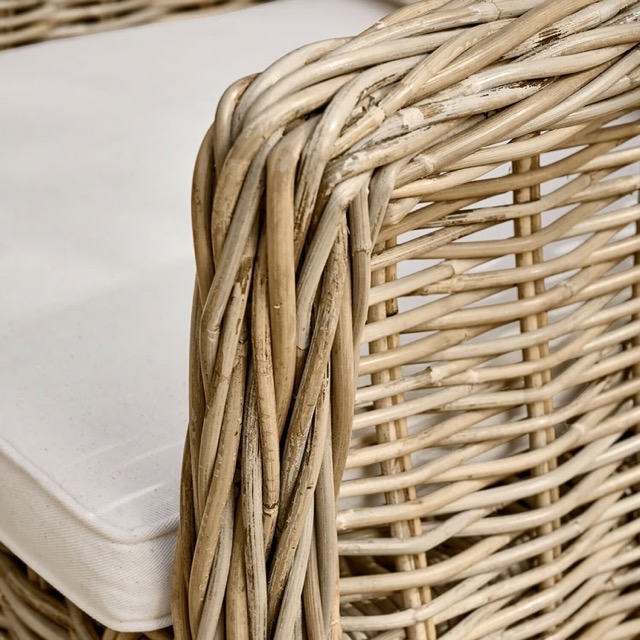 Sessel Travenne - echtes Rattan - waschbarer Baumwollbezug - inklusive Rücken- und Sitzkissen - braun/creme